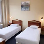 Отель De Champagne 2*