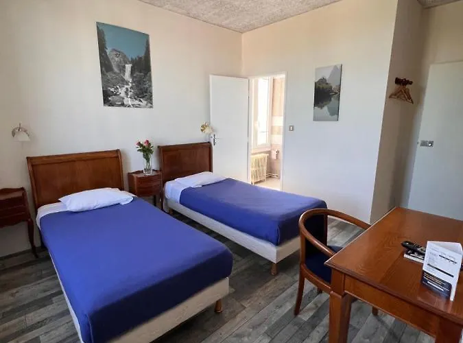 De Champagne Hotel 2*