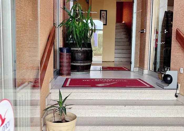 فندق De Champagne 2*