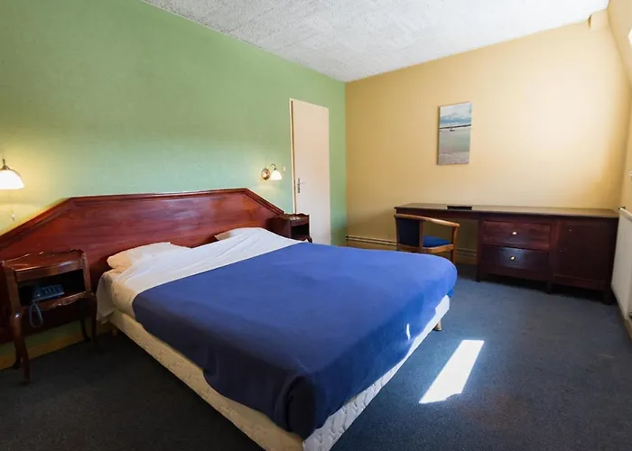 De Champagne Hotel 2*